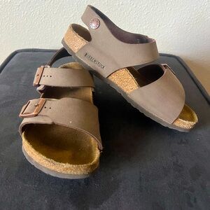 Kids Birkenstock size 32 (1-1.5 US)